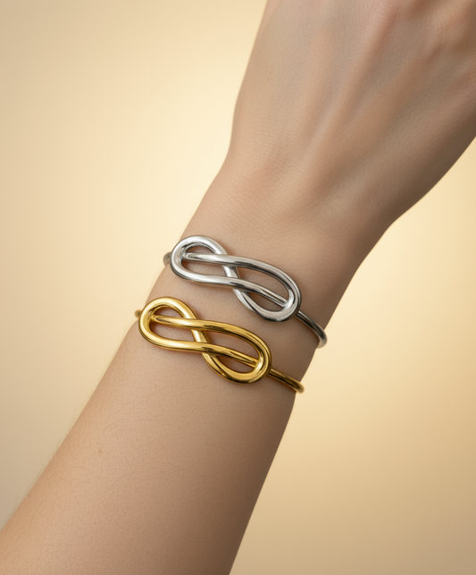 Bracciale “Nodo infinito”