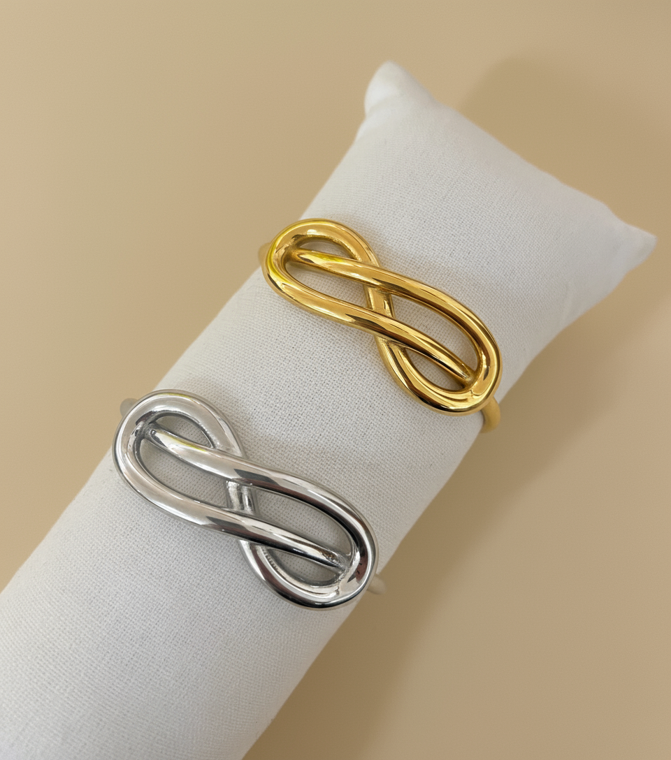 Bracciale “Nodo infinito”