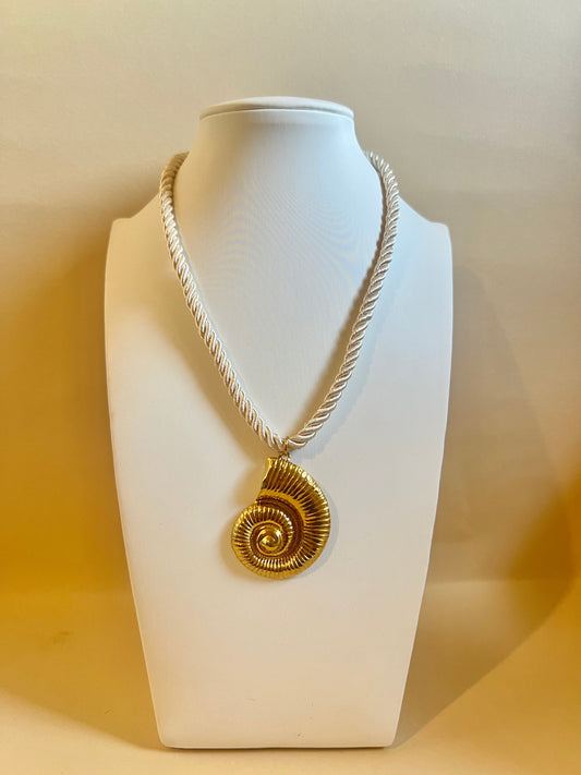 Collana “Conchiglia”