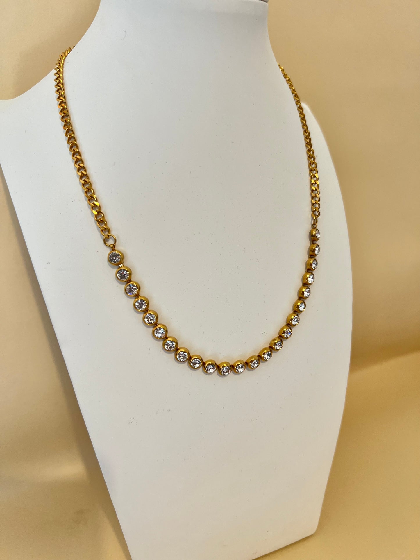 Collana “Riflessi d’Oro”