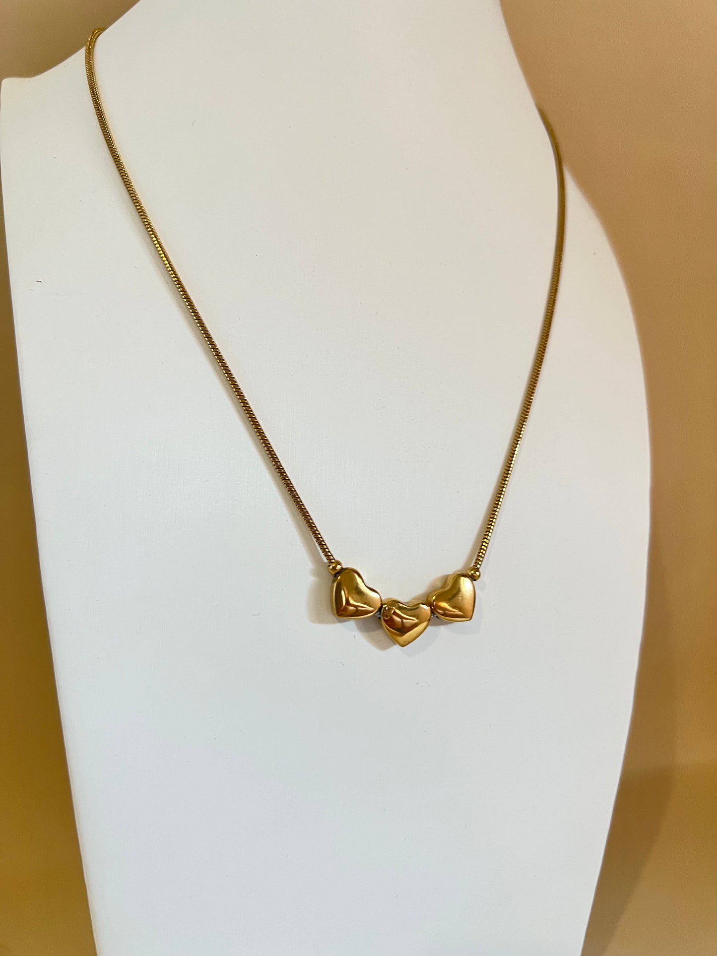 Collana “Tris di Cuore”