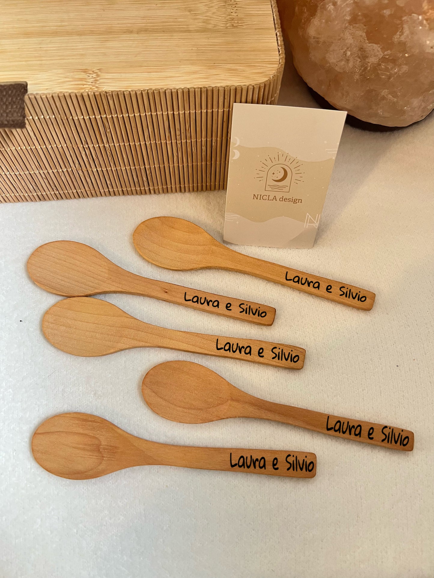 Cucchiaino in legno