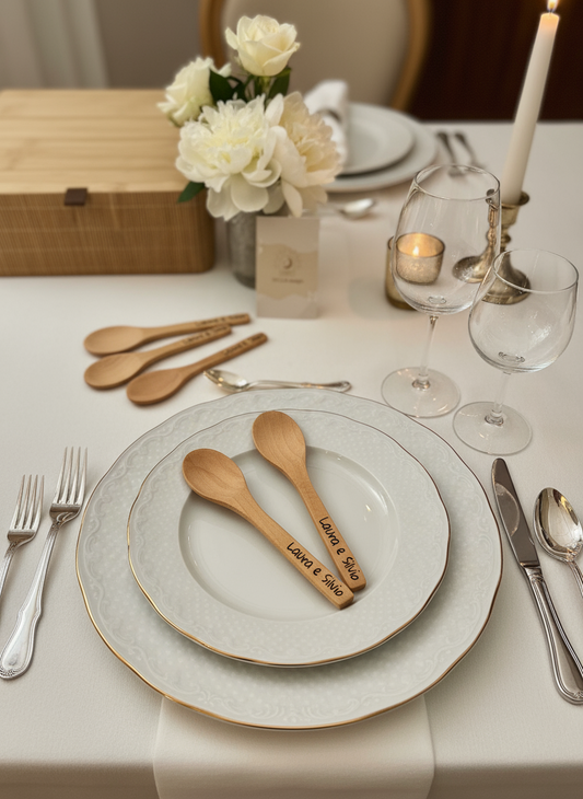 Cucchiaino in legno