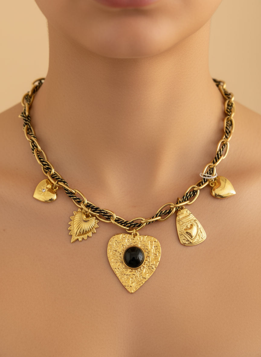 Collana “Cuore nero”