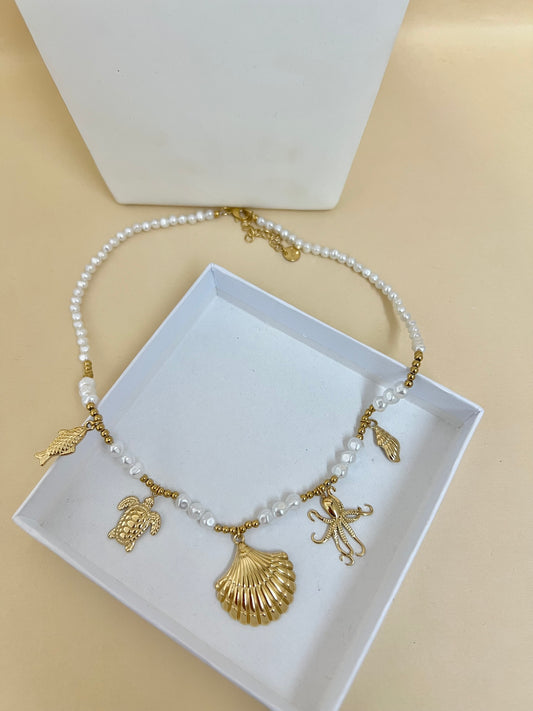 Collana “In fondo al mare”