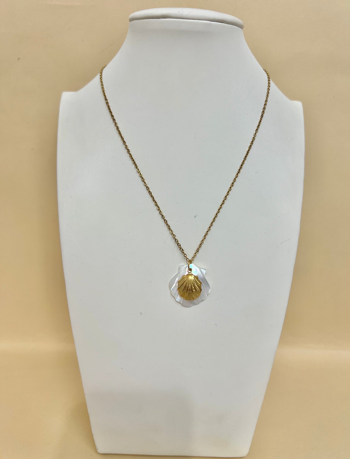 Collana “Onda Preziosa”