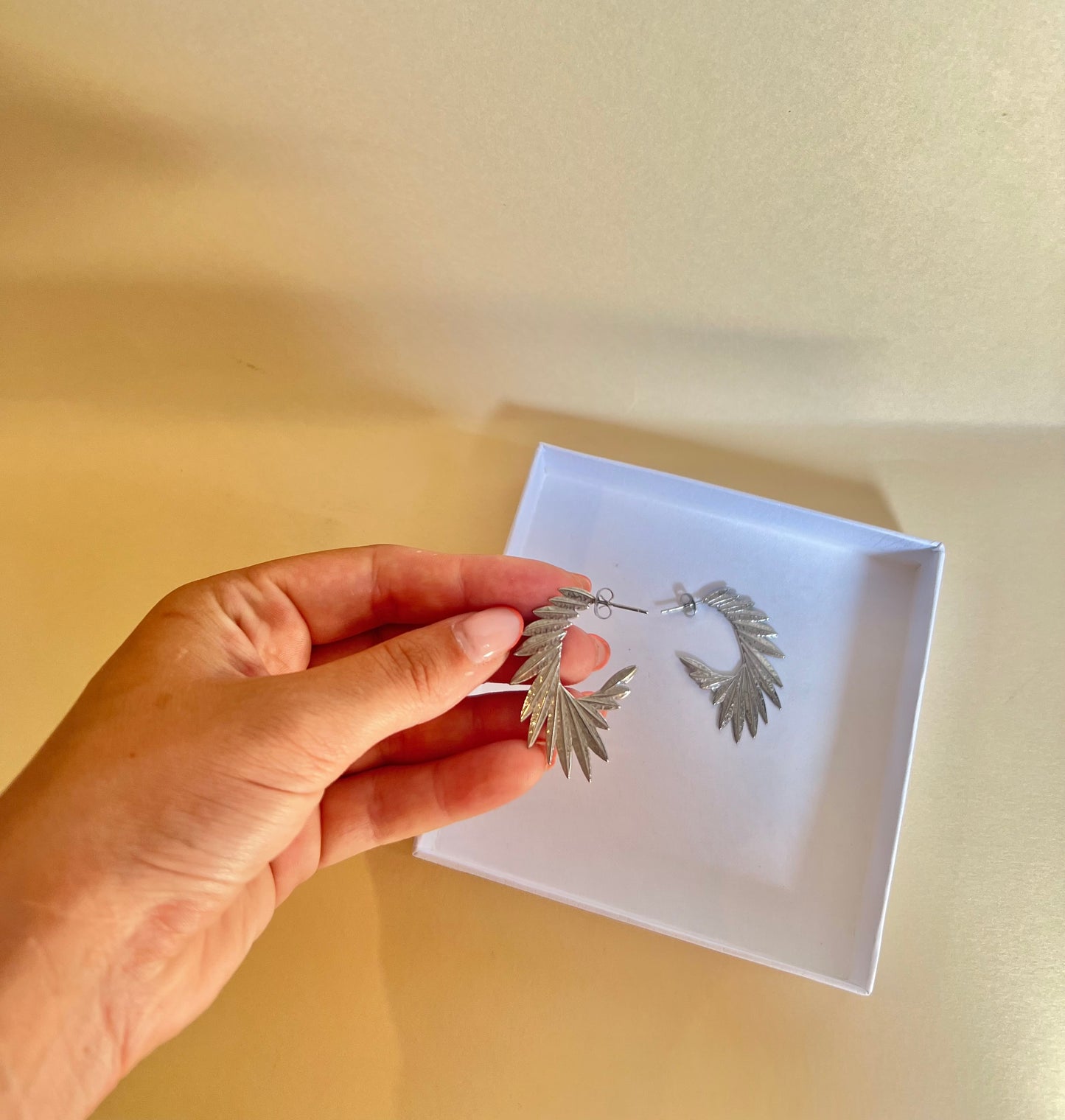 Orecchini “ Foglia d’argento ”