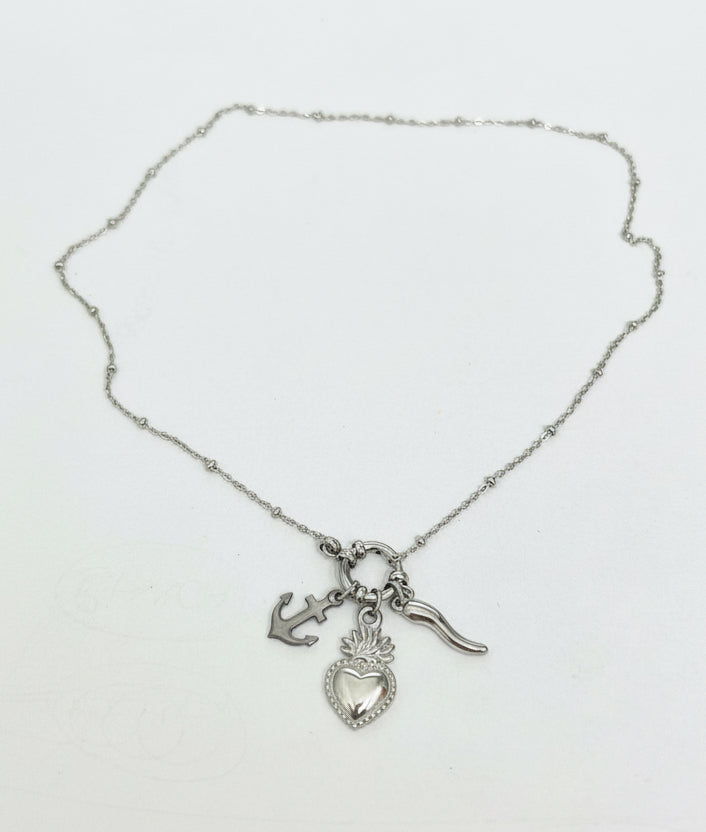 Collana “Sacred Luck”