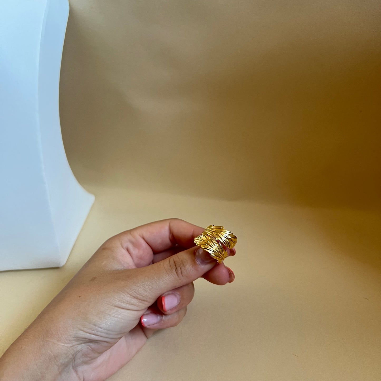 Anello "Abbraccio Eterno"